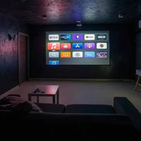 Gust With Heated Pool, Jacuzzi, Sauna And Cinema * Celina