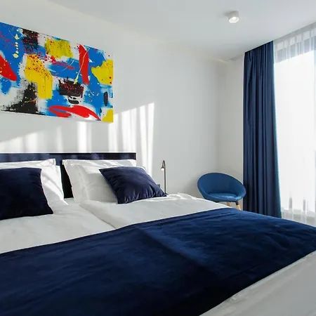 Gust With Heated Pool, Jacuzzi, Sauna And Cinema Villa Celina