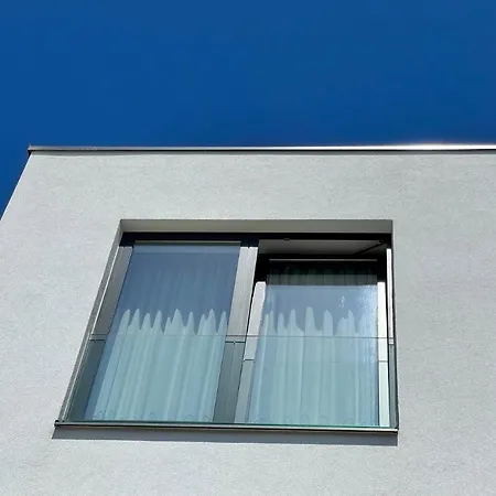 Gust, Sea View, Pool, Jacuzzi, Sauna, Cinema Omiš