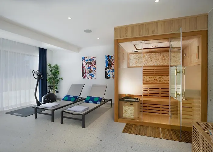 Gust, Sea View, Pool, Jacuzzi, Sauna, Cinema Villa Omiš