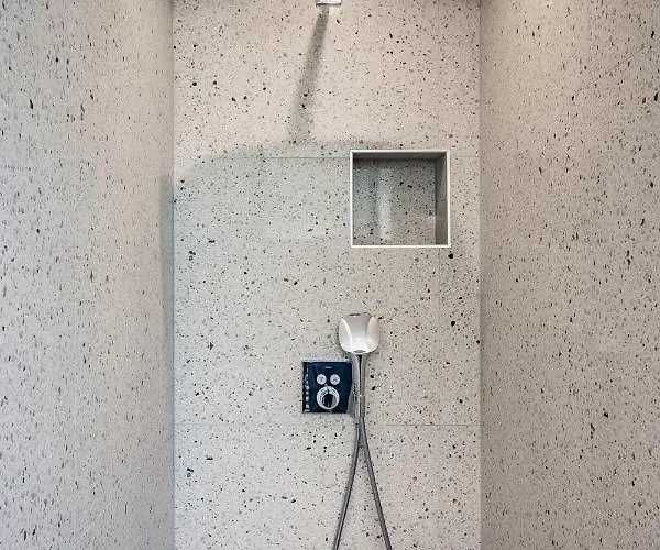 Gust, Sea View, Pool, Jacuzzi, Sauna, Cinema