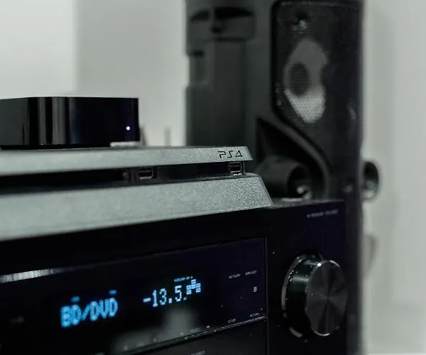 Gust, Sea View, Pool, Jacuzzi, Sauna, Cinema * Omiš