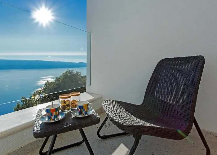 Gust, Sea View, Pool, Jacuzzi, Sauna, Cinema